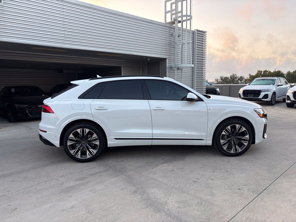 Used 2026 Audi Q8 Premium Plus AWD/4WD image 4