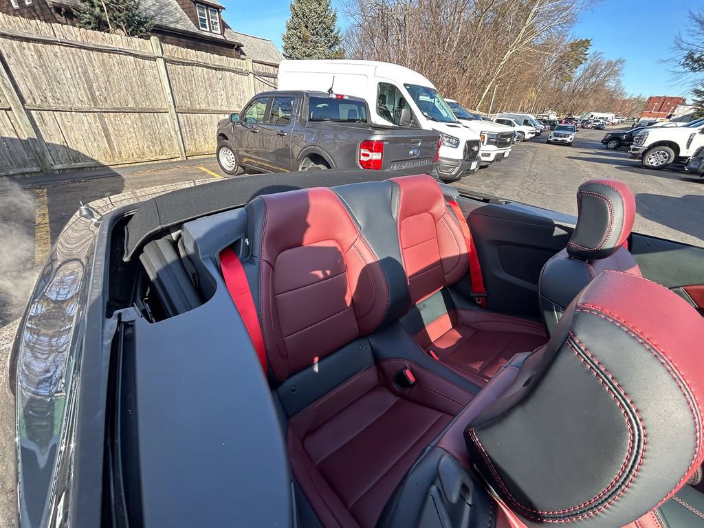 Used 2026 Ford Mustang GT Premium w/ GT Performance Package RWD image 26
