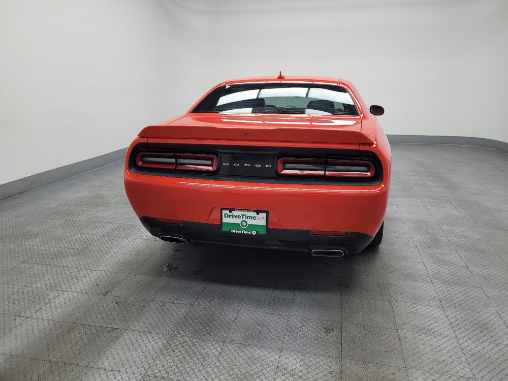 Used 2016 Dodge Challenger SXT Plus RWD image 7