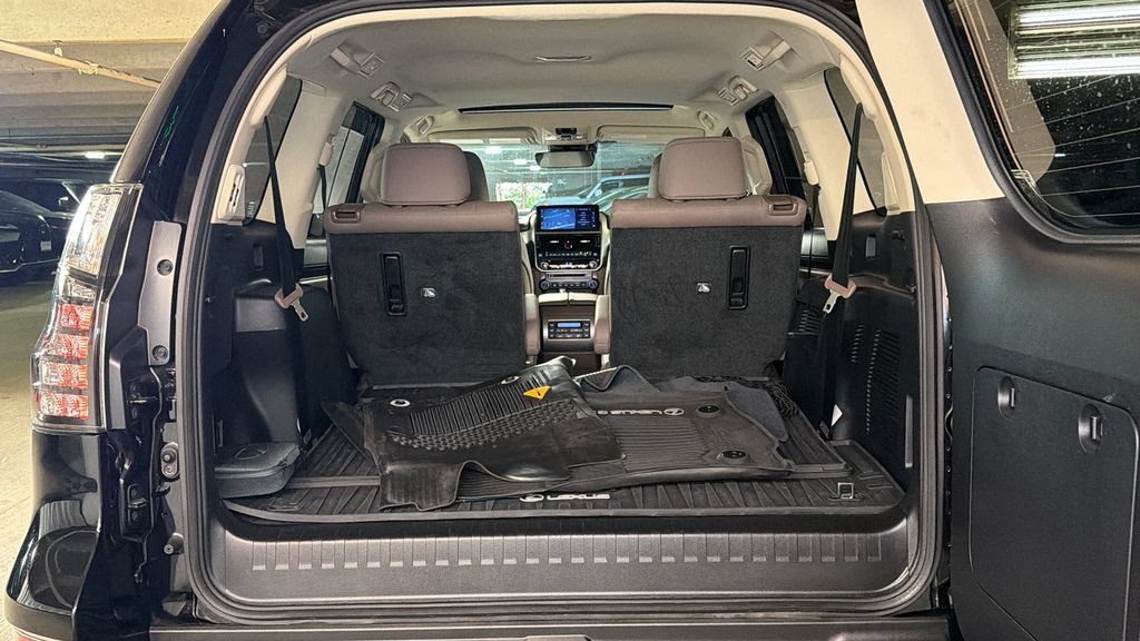 Certified 2023 Lexus GX 460 Premium AWD/4WD image 10