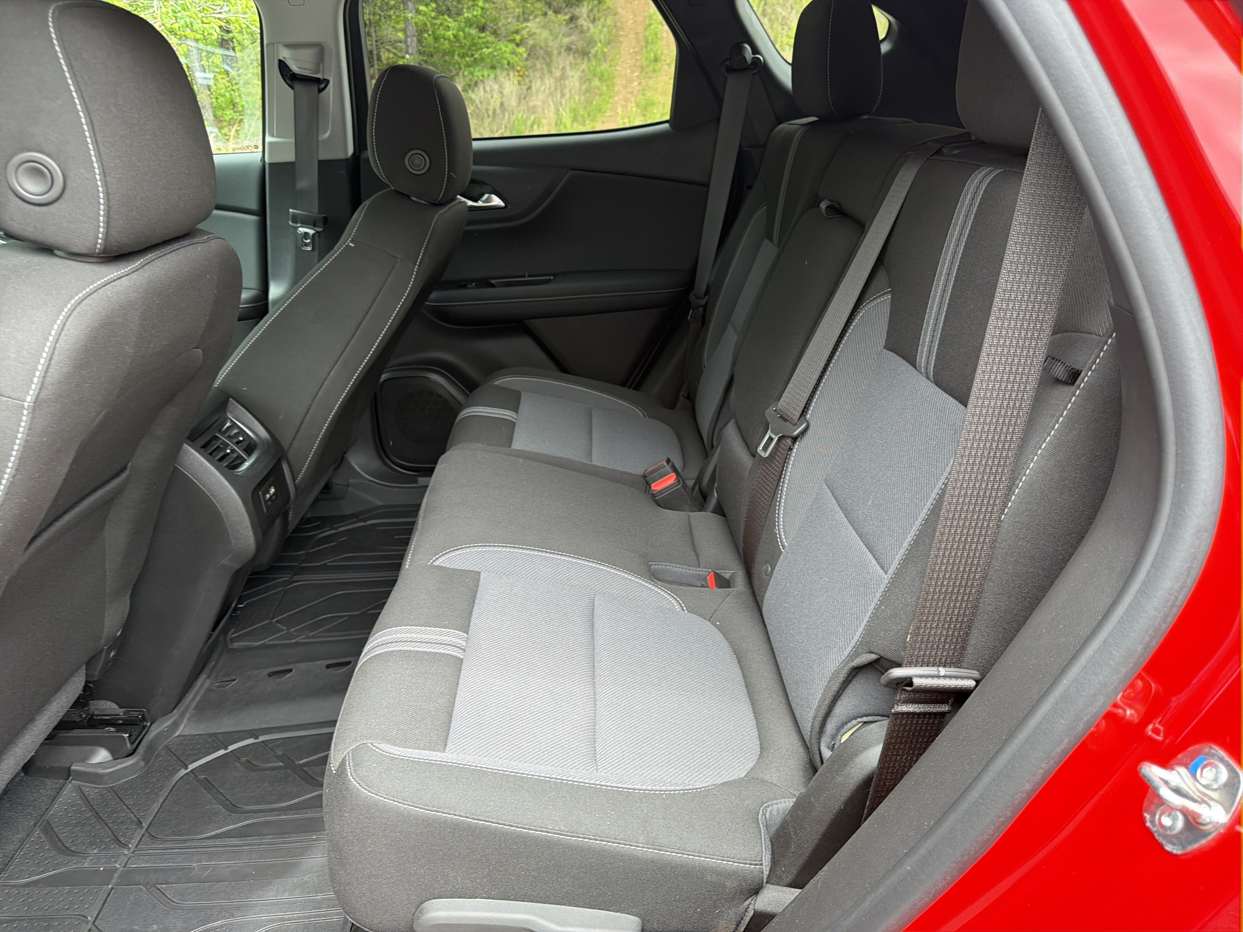 Used 2024 Chevrolet Blazer LT w/ Convenience Package FWD image 21