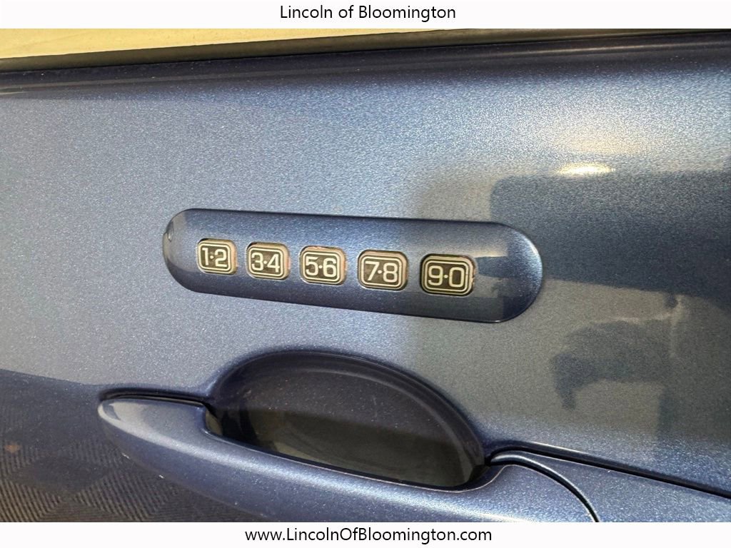 Used 2010 Ford Fusion SEL FWD image 32