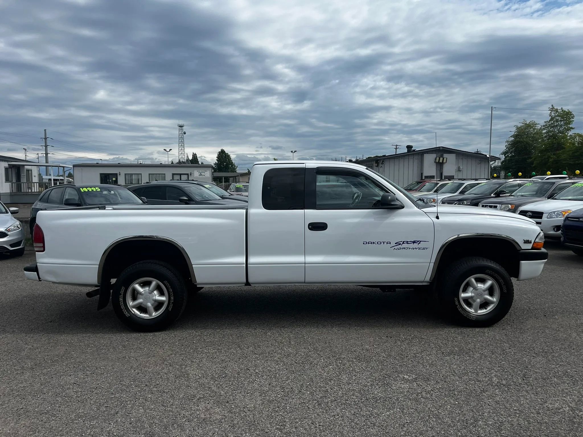 Used 2000 Dodge Dakota 4x4 Club Cab image 2