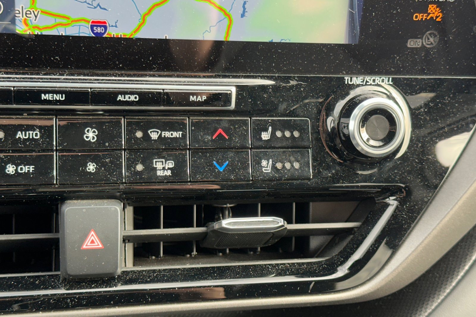 Used 2022 Toyota Highlander Limited image 30