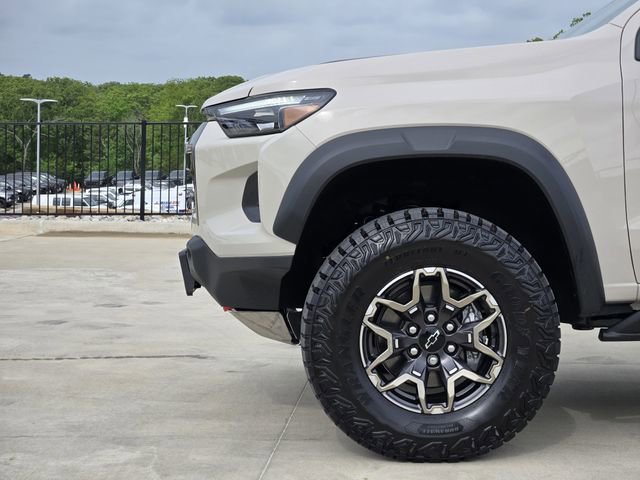 New 2026 Chevrolet Colorado ZR2 w/ Technology Package AWD/4WD image 7
