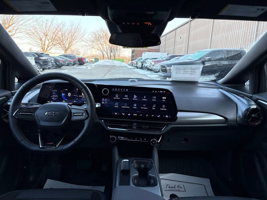 Used 2025 Chevrolet Equinox EV RS image 25