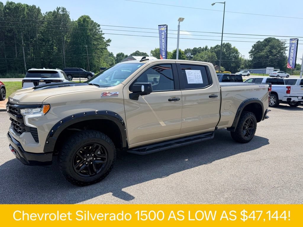 Used 2022 Chevrolet Silverado 1500 LT Trail Boss w/ LT Trail Boss Premium Package AWD/4WD image 2
