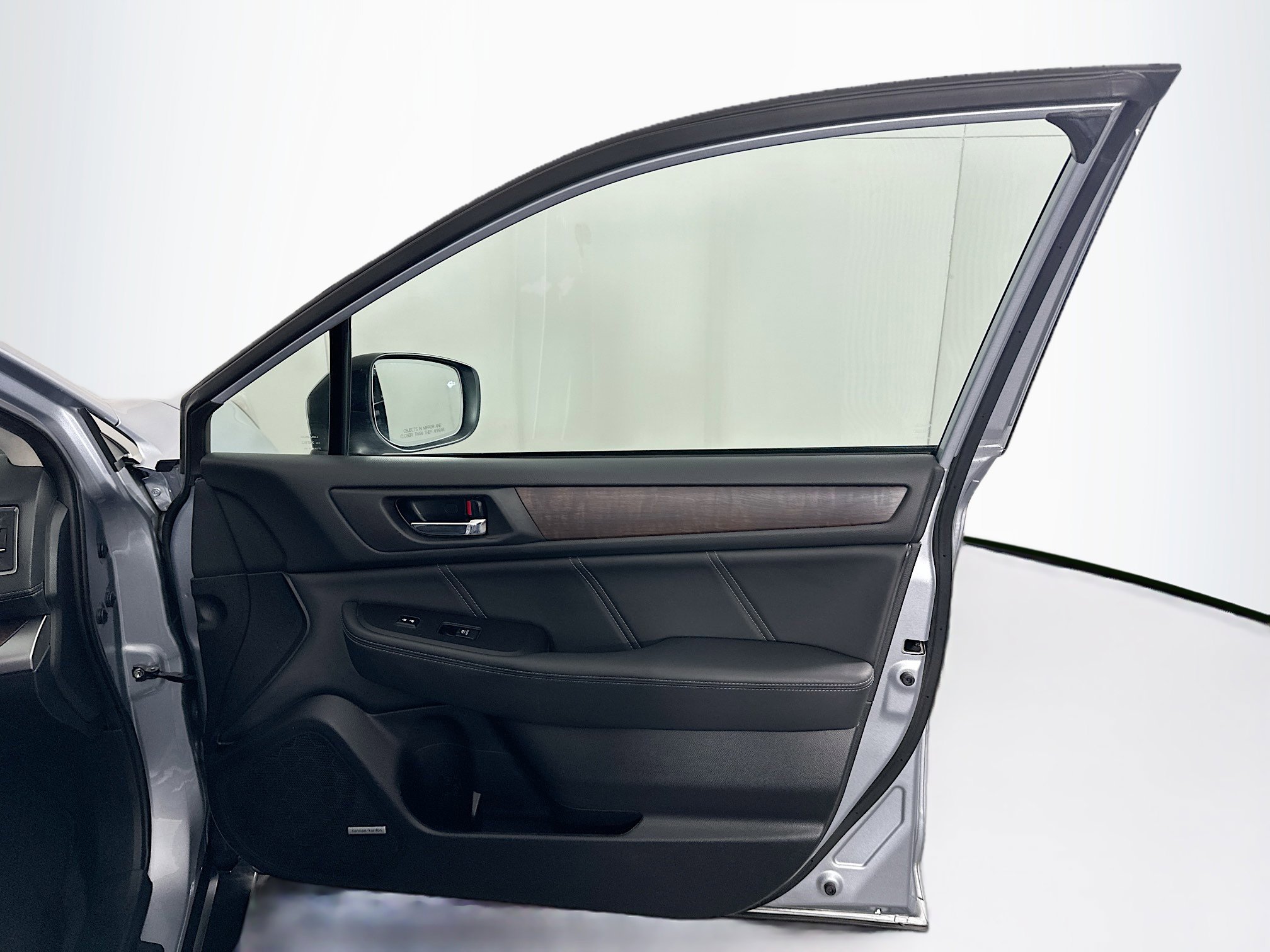 Used 2018 Subaru Outback 2.5i Limited image 31