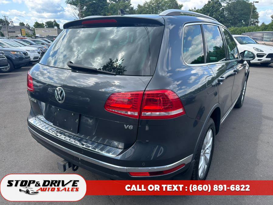 Used 2016 Volkswagen Touareg Sport AWD/4WD image 6