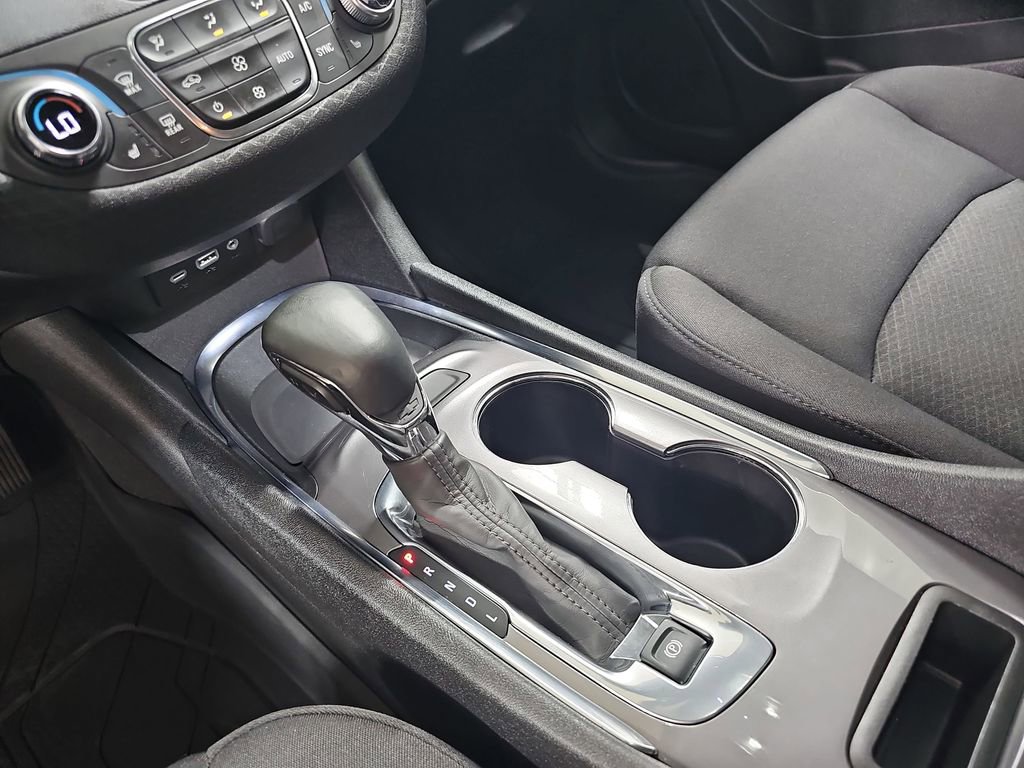 Used 2023 Chevrolet Malibu LT w/ Sport Edition FWD image 29