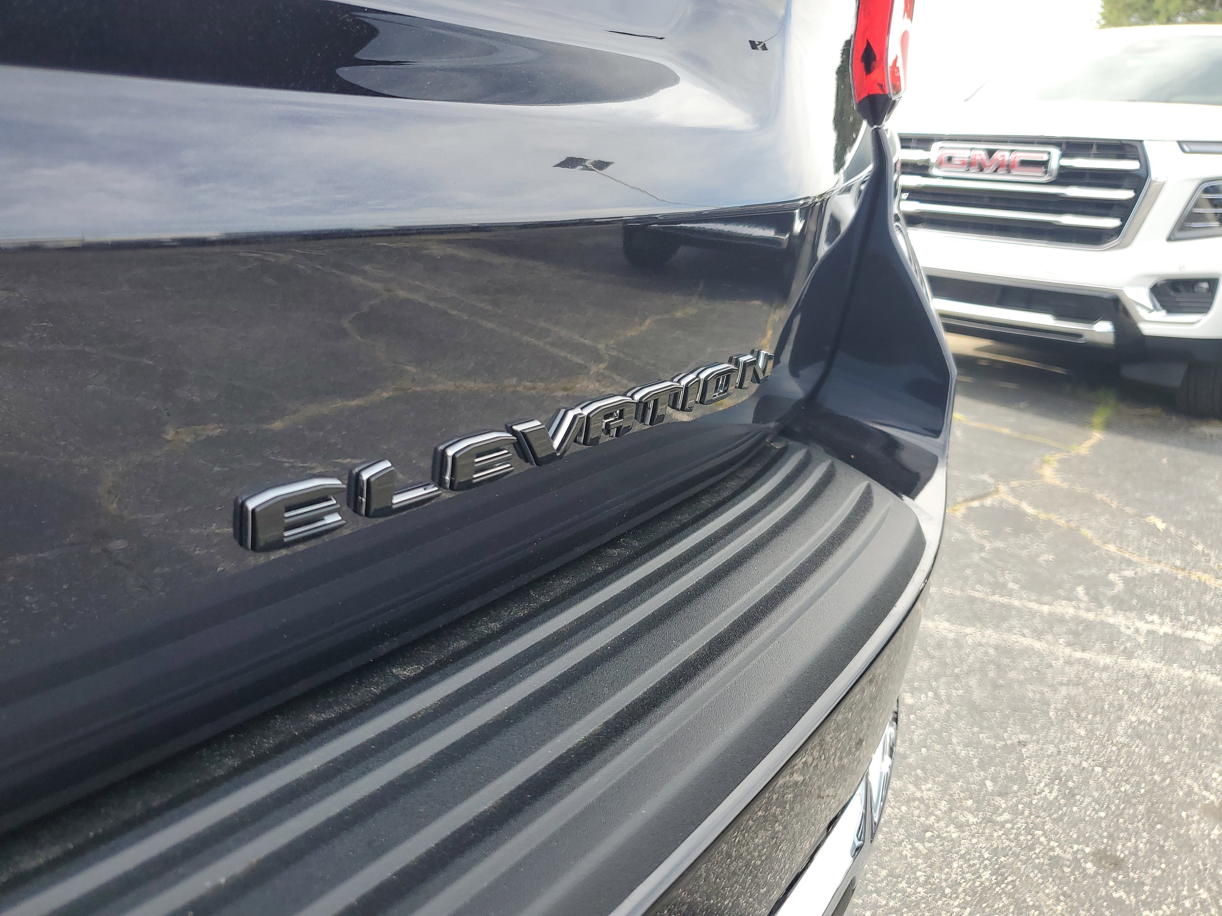 New 2026 GMC Yukon XL Elevation image 6