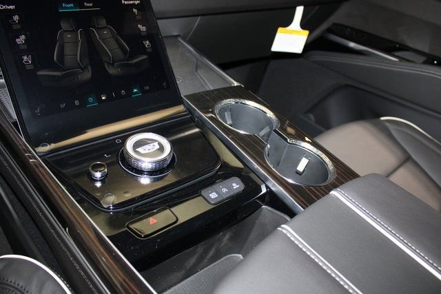 New 2026 Cadillac Escalade ESV Luxury w/ Touring Package image 22