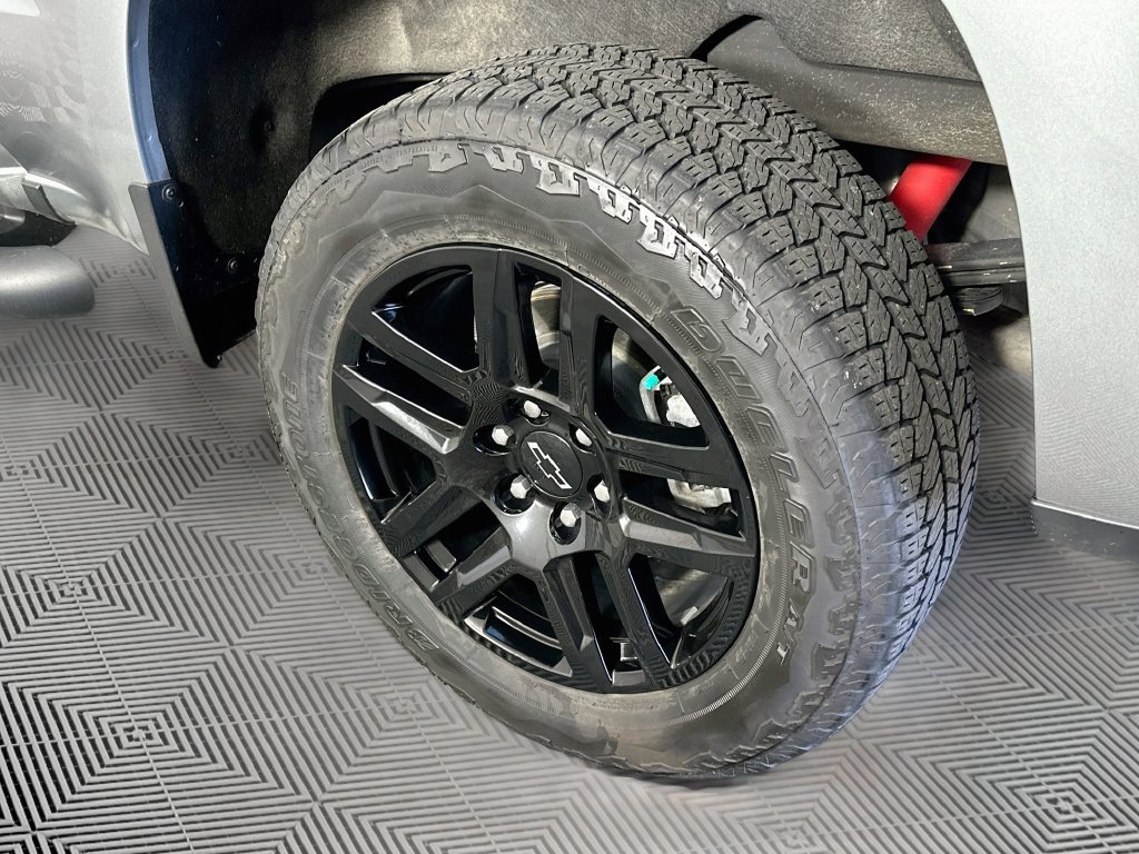 Used 2024 Chevrolet Silverado 1500 LT Trail Boss AWD/4WD image 38