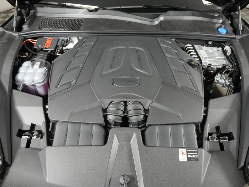New 2027 Porsche Cayenne GTS AWD/4WD image 44