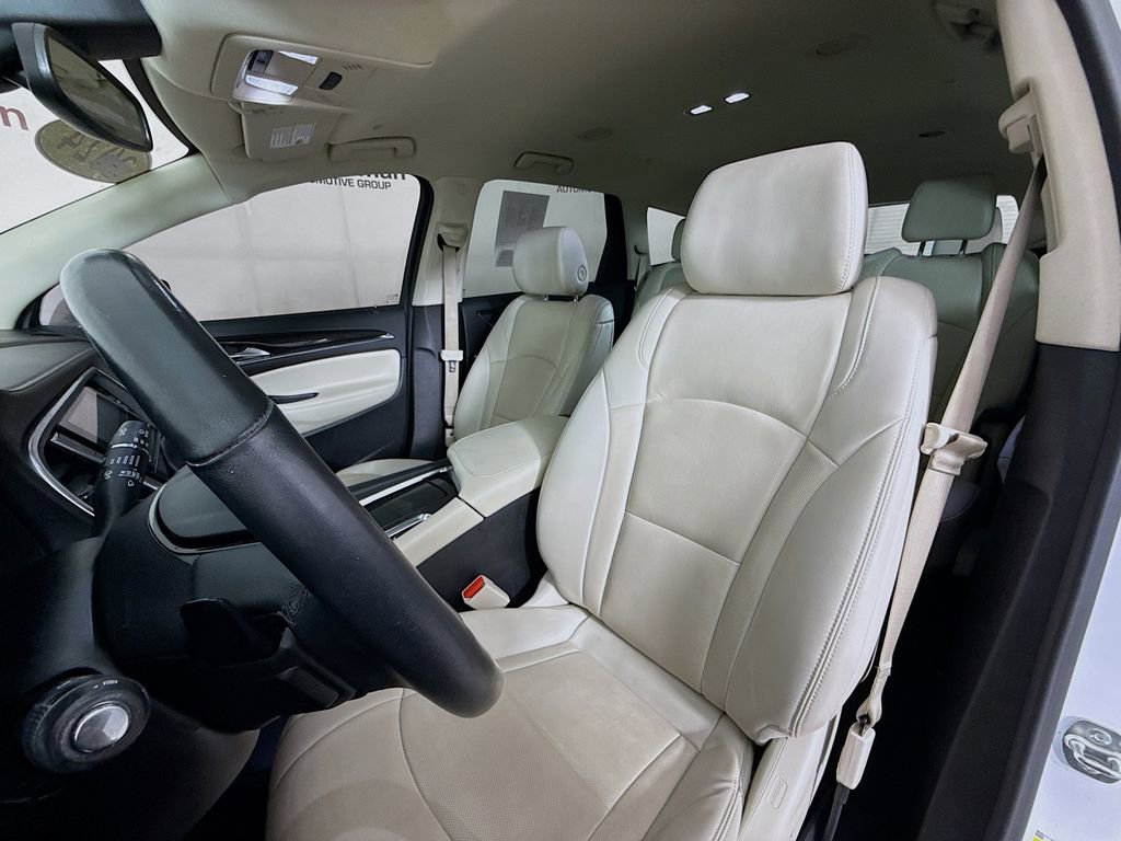 Used 2024 Buick Enclave Essence FWD image 21