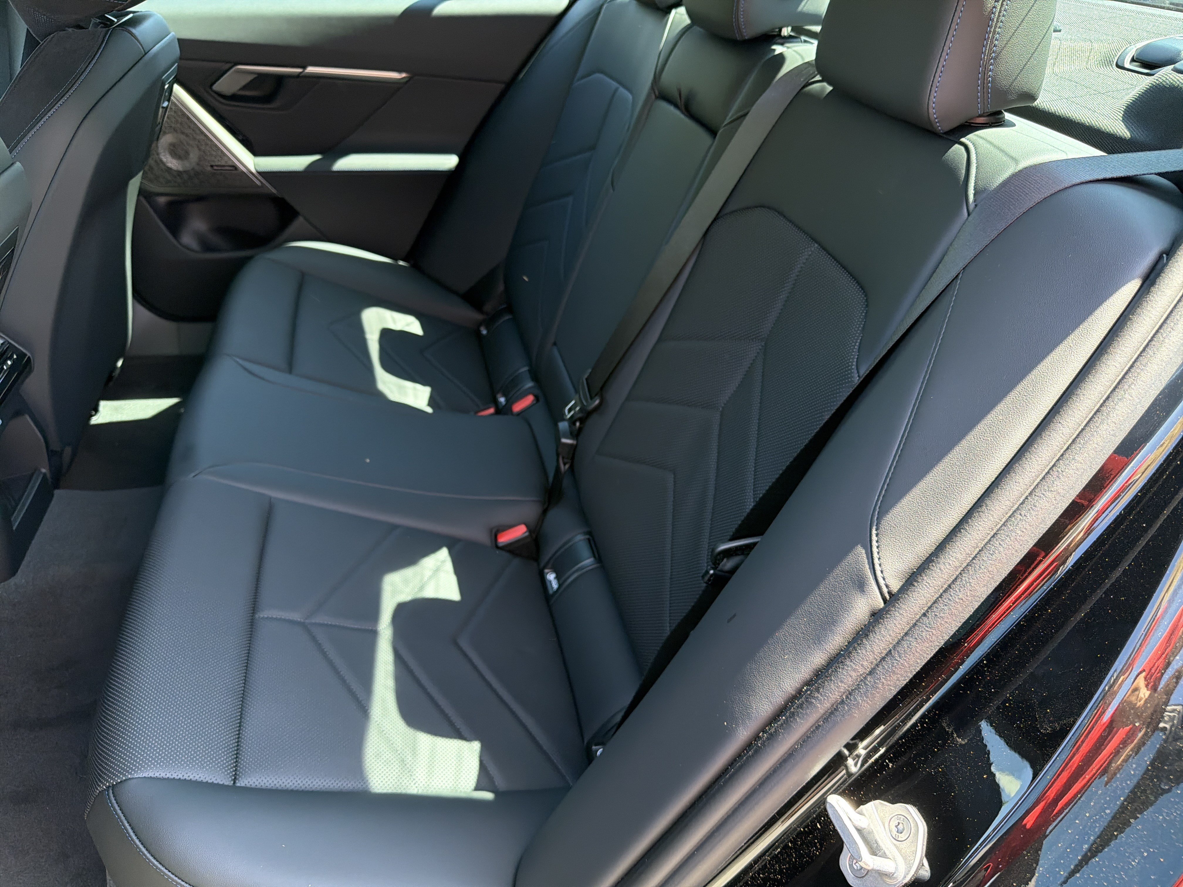 New 2026 BMW i5 M60 AWD/4WD image 18