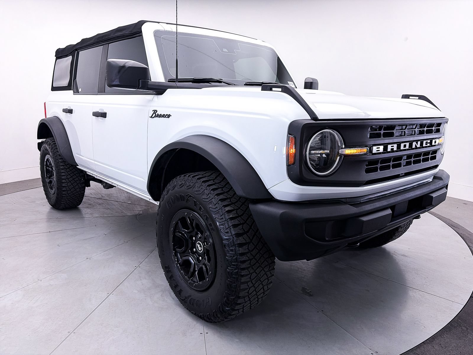 Used 2023 Ford Bronco 4-Door w/ Sasquatch Package AWD/4WD image 10