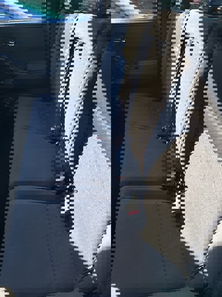 Used 2022 Nissan Frontier SV w/ Technology Package image 6