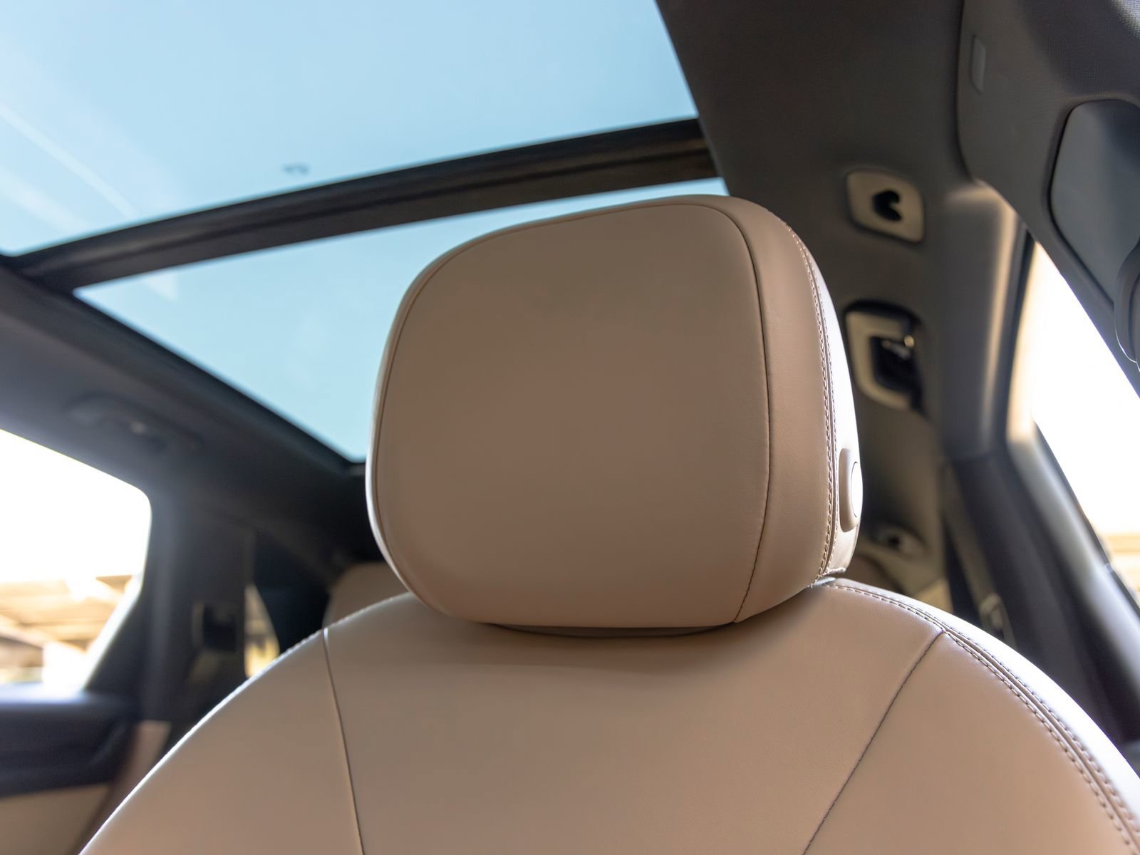 Certified 2020 Porsche Cayenne image 27