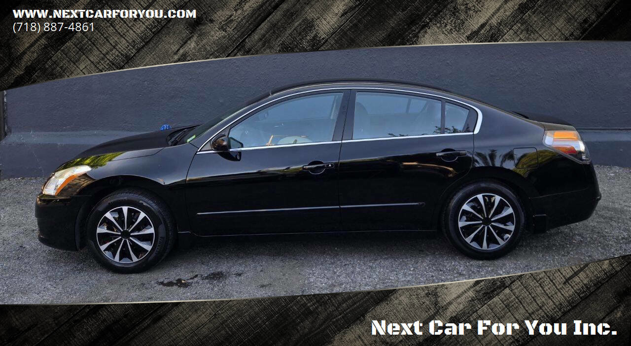 Used 2011 Nissan Altima 2.5 S FWD image 2