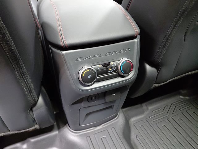Used 2025 Ford Explorer ST-Line AWD/4WD image 21