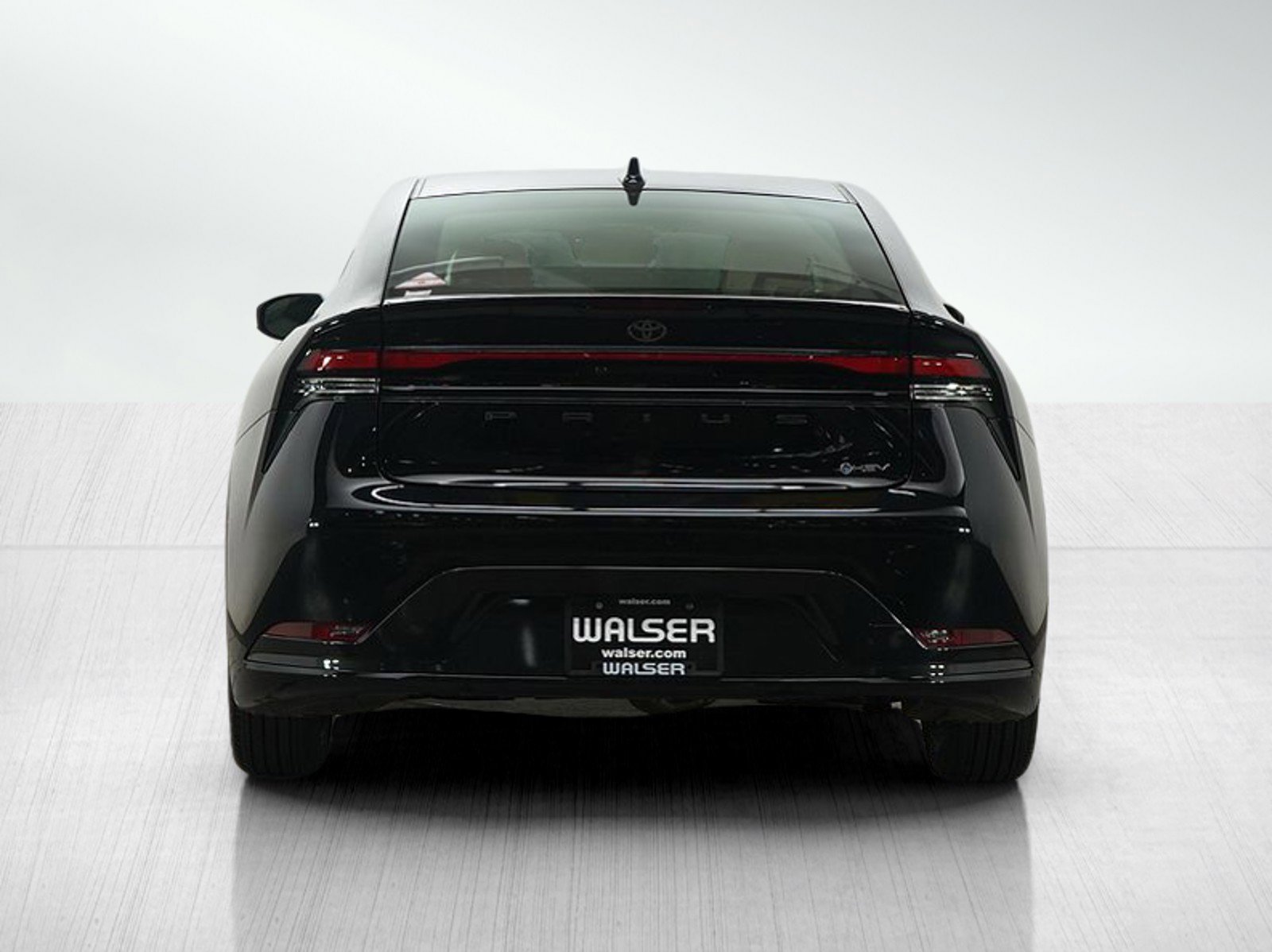 Used 2025 Toyota Prius Limited image 6