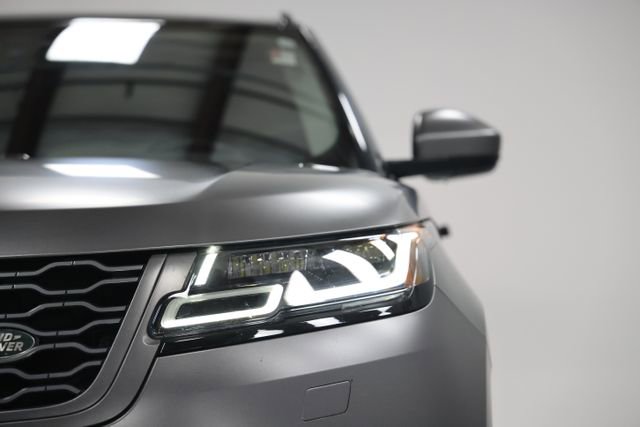 Used 2018 Land Rover Range Rover Velar R-Dynamic SE AWD/4WD image 3