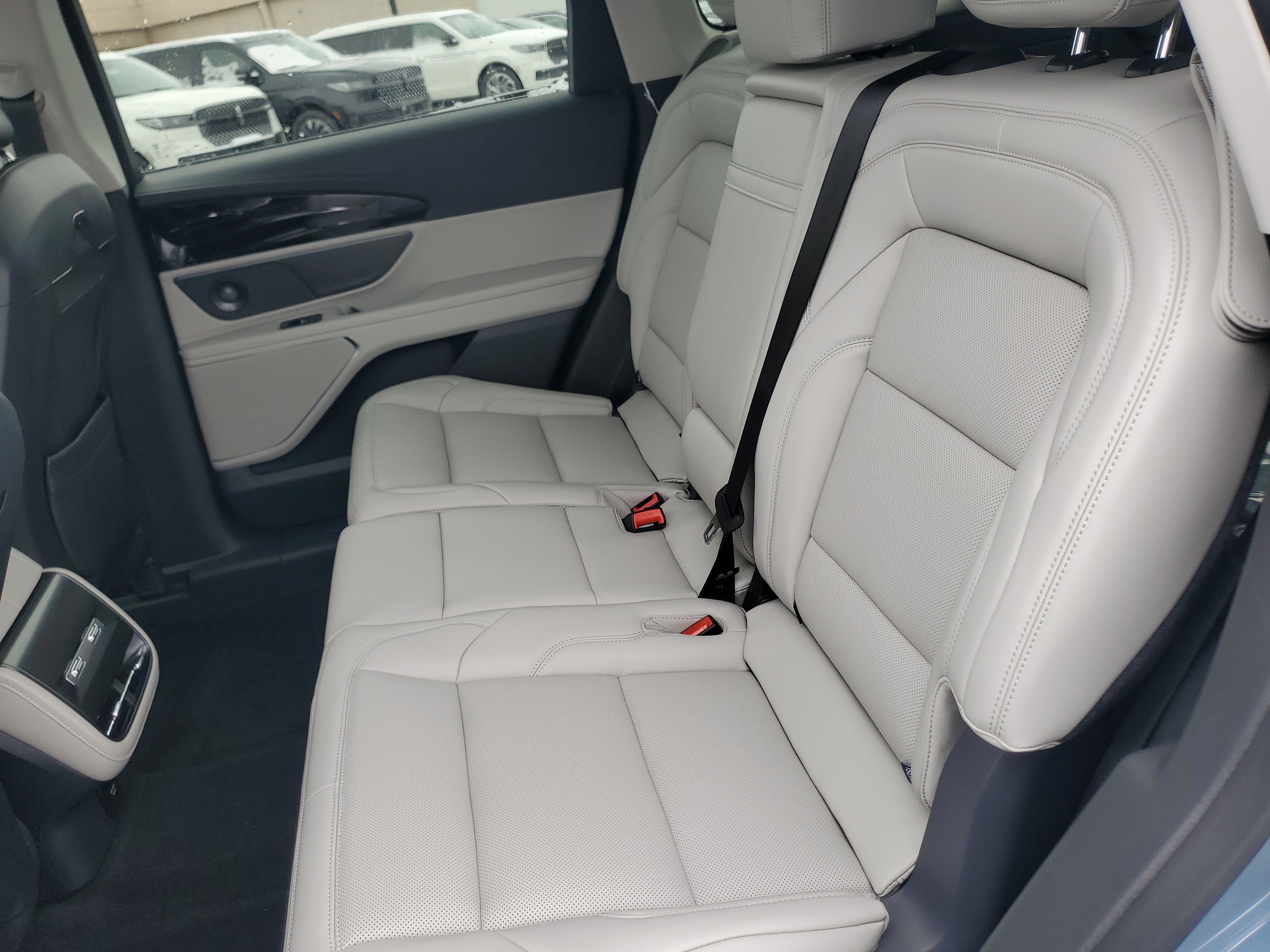 New 2026 Lincoln Nautilus Premier w/ Equipment Group 102A image 31