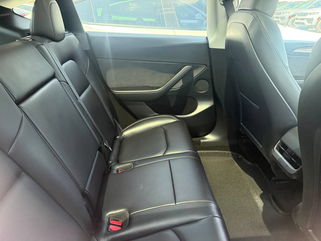Used 2023 Tesla Model Y Long Range AWD/4WD image 17