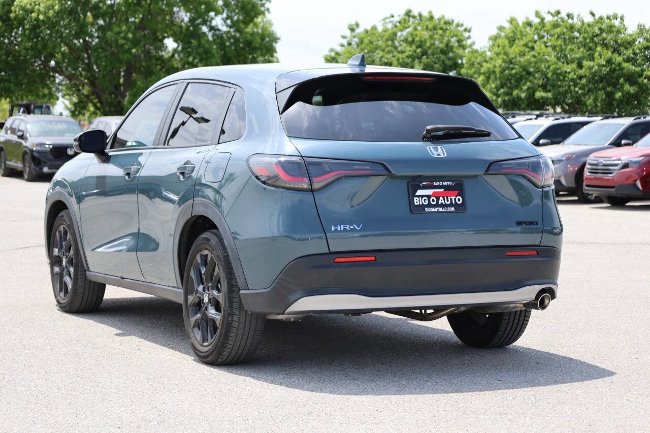 Used 2024 Honda HR-V Sport image 11