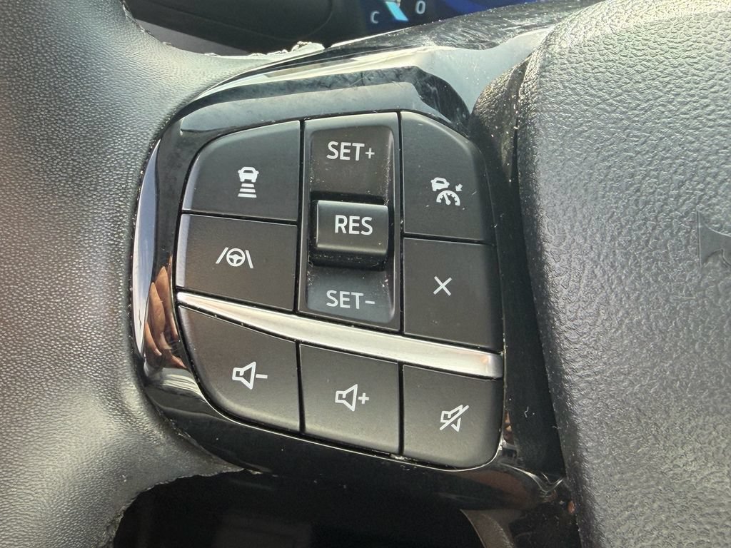 Used 2022 Ford Escape Titanium AWD/4WD image 27