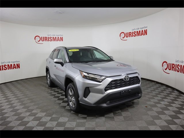 Used 2025 Toyota RAV4 XLE w/ Convenience Package image 15
