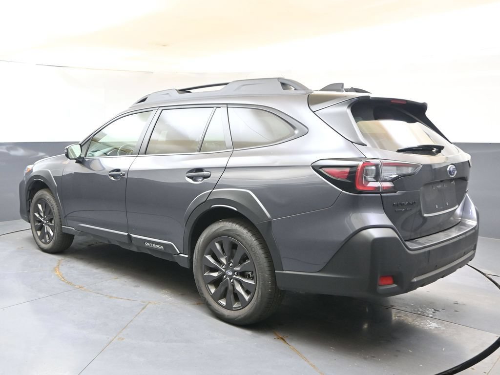 Certified 2025 Subaru Outback Onyx Edition AWD/4WD image 3