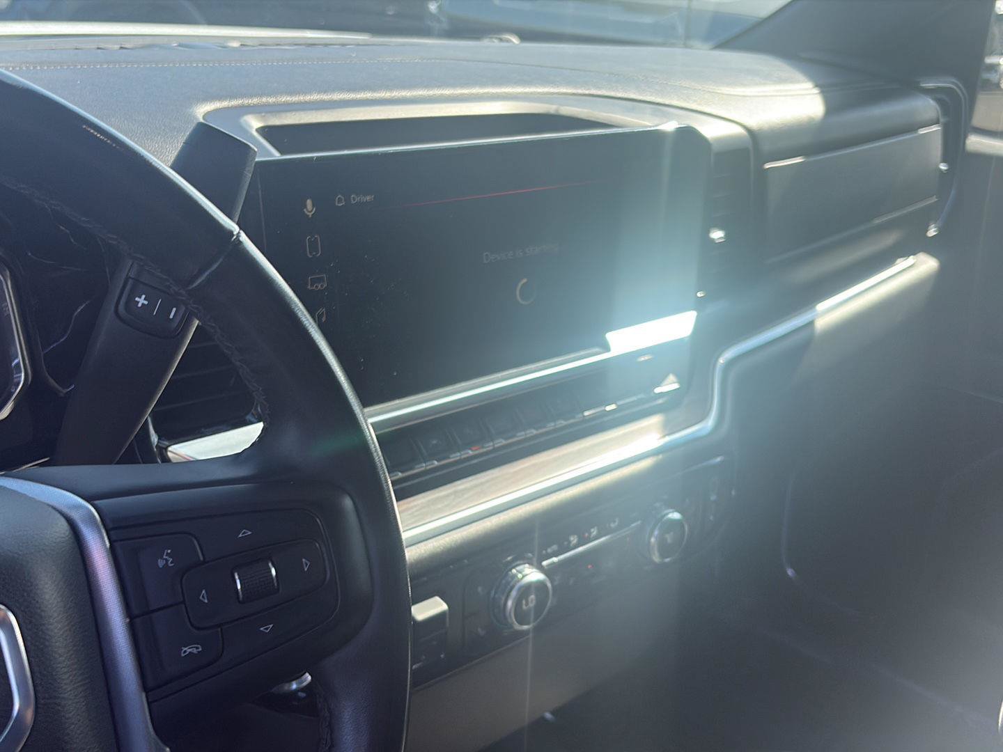Used 2025 GMC Sierra 1500 SLT RWD image 33