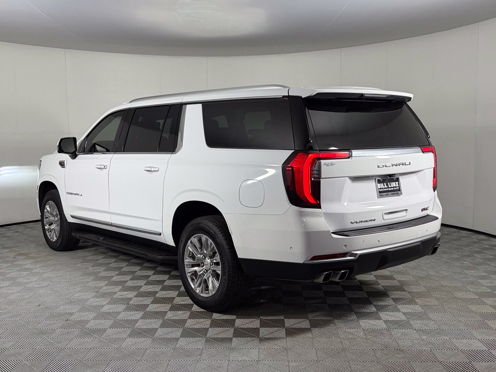 Used 2025 GMC Yukon XL Denali AWD/4WD image 9