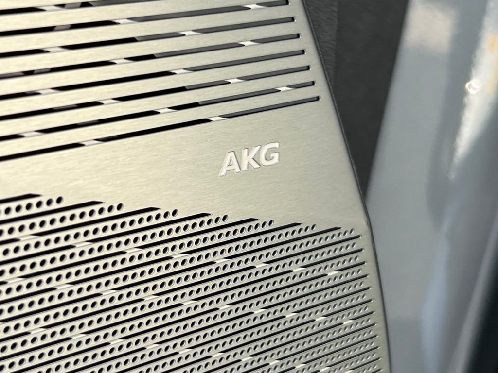 New 2026 Cadillac Optiq Luxury 1 image 7