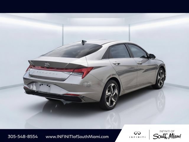 Used 2023 Hyundai Elantra Limited FWD image 4