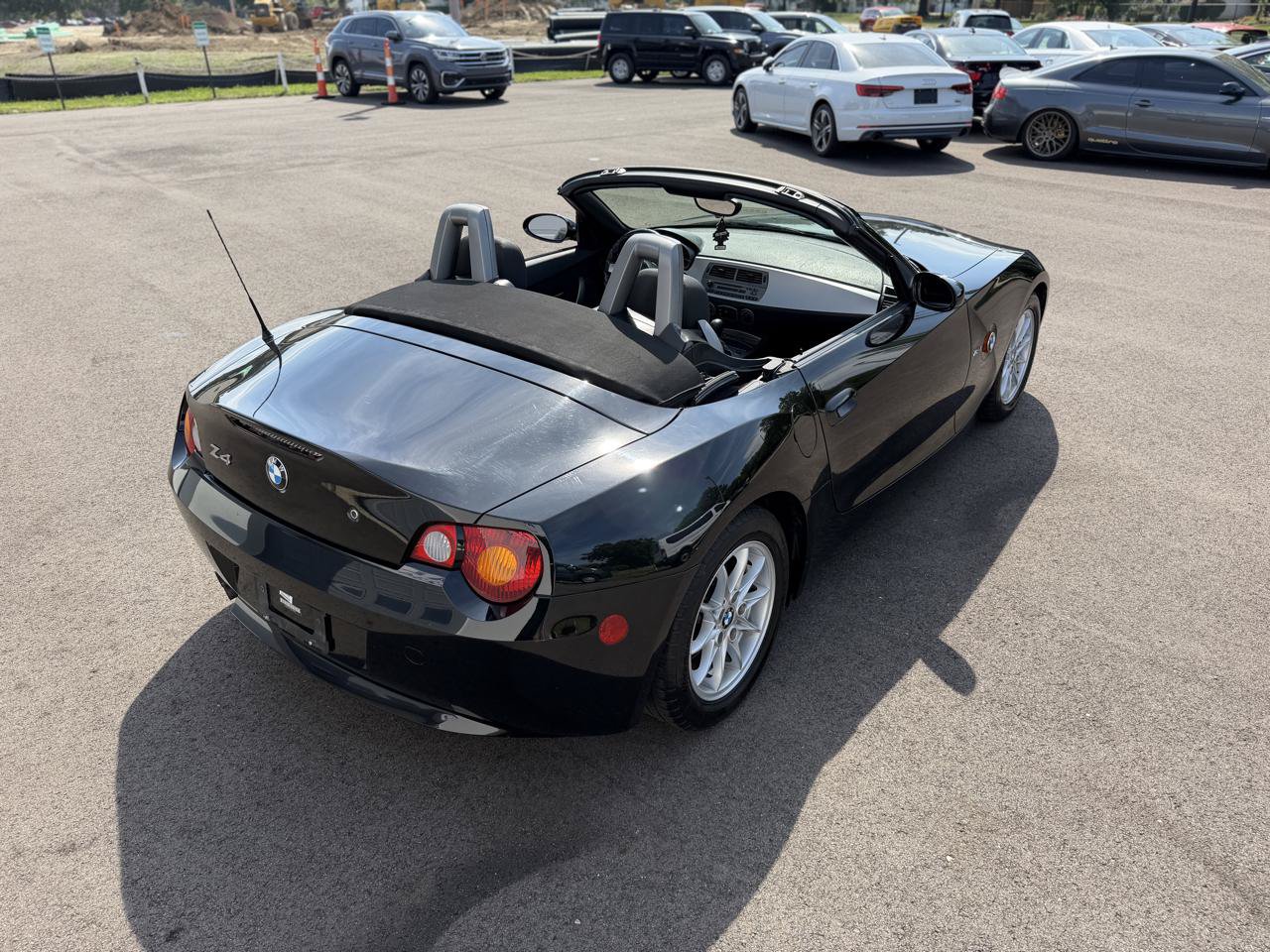 Used 2003 BMW Z4 2.5i RWD image 19