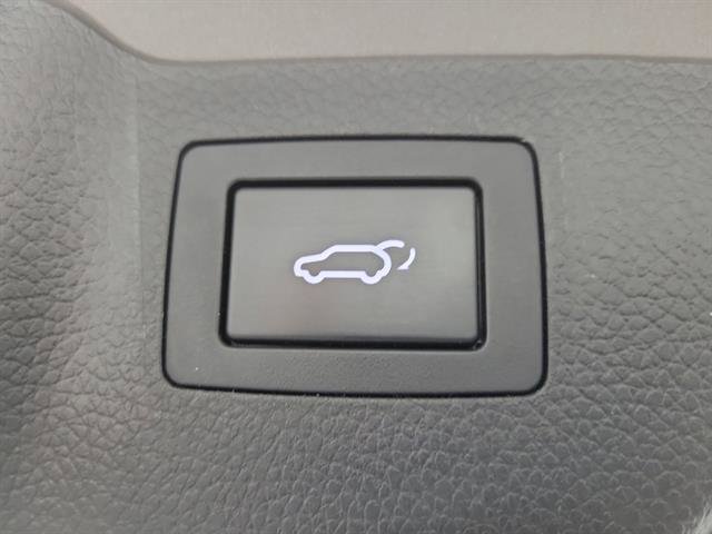 Used 2017 Hyundai Santa Fe Sport AWD/4WD image 9