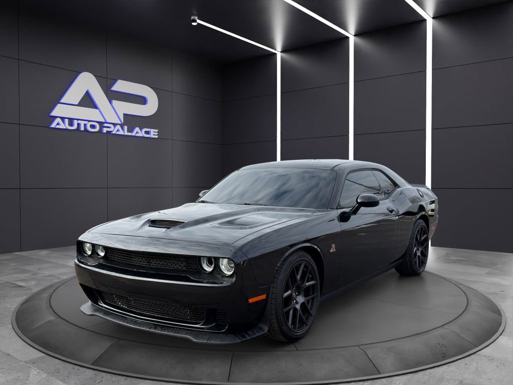 Used 2017 Dodge Challenger R/T Scat Pack w/ Leather Interior Group image 1