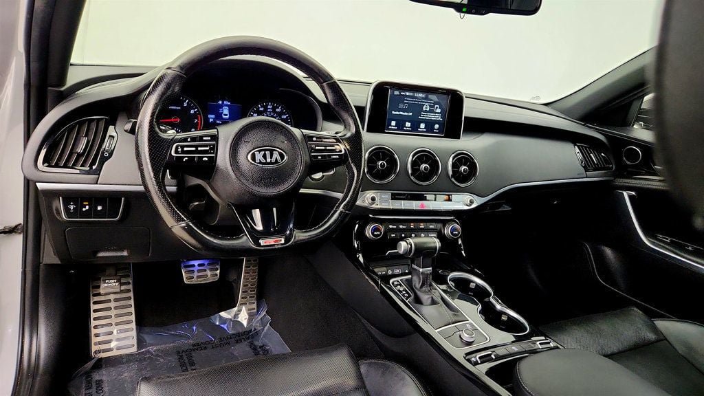 Used 2021 Kia Stinger GT-Line RWD image 11