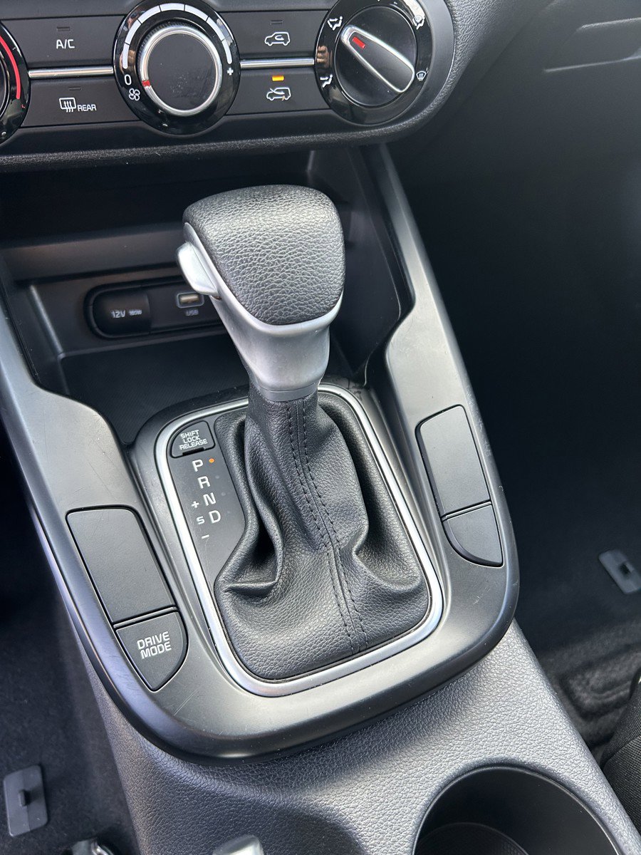 Used 2024 Kia Soul LX w/ Option Group 015 FWD image 20