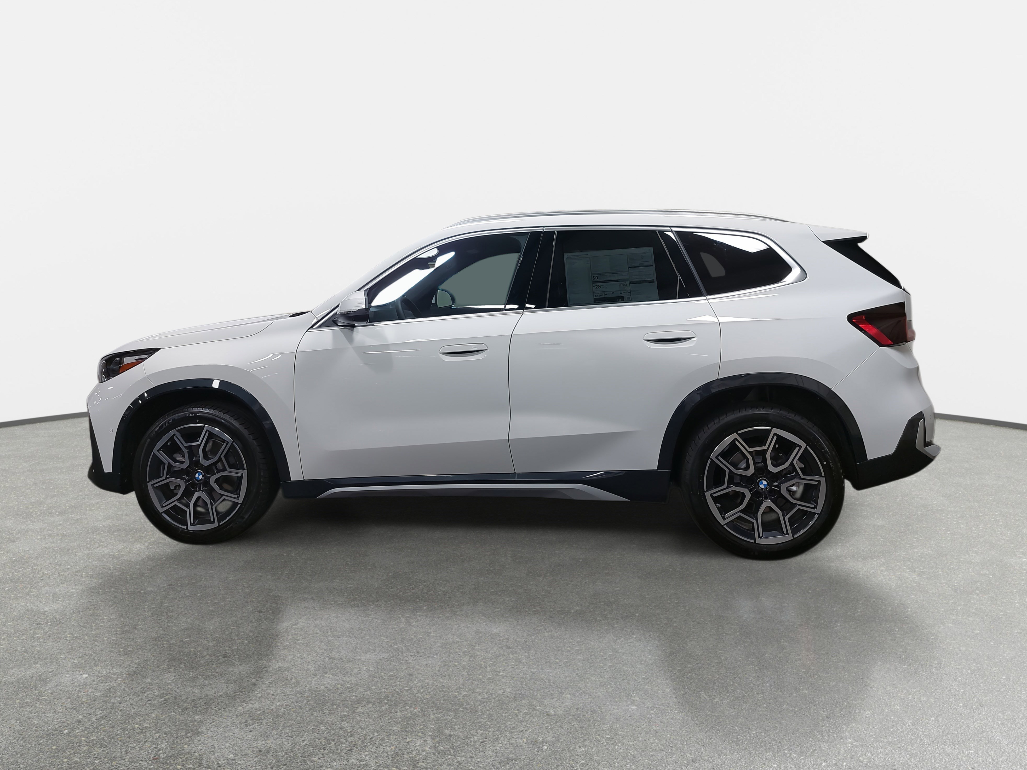 New 2026 BMW X1 xDrive28i w/ Technology Package image 8