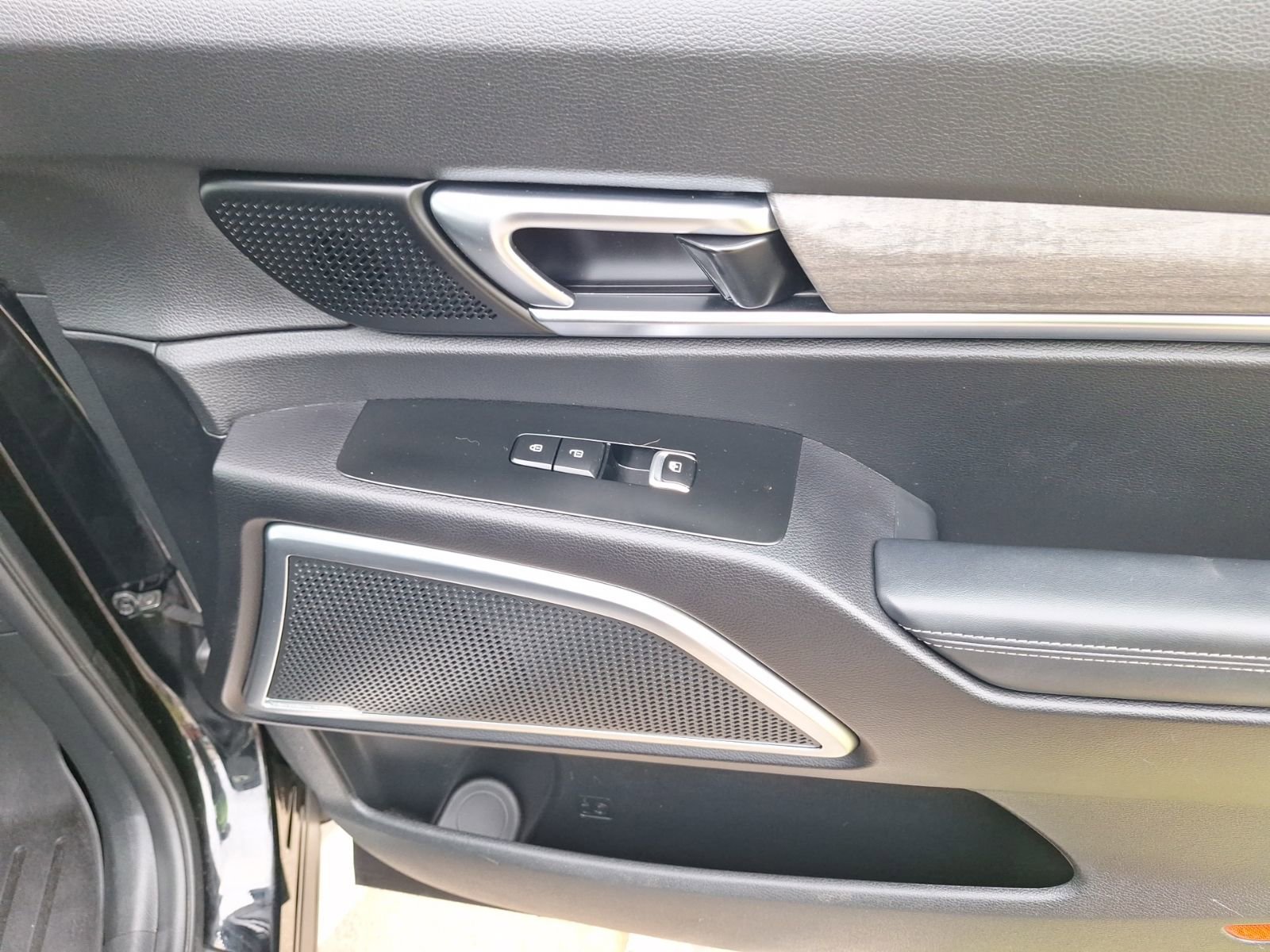 Used 2022 Kia Telluride SX w/ SX Prestige Package image 37