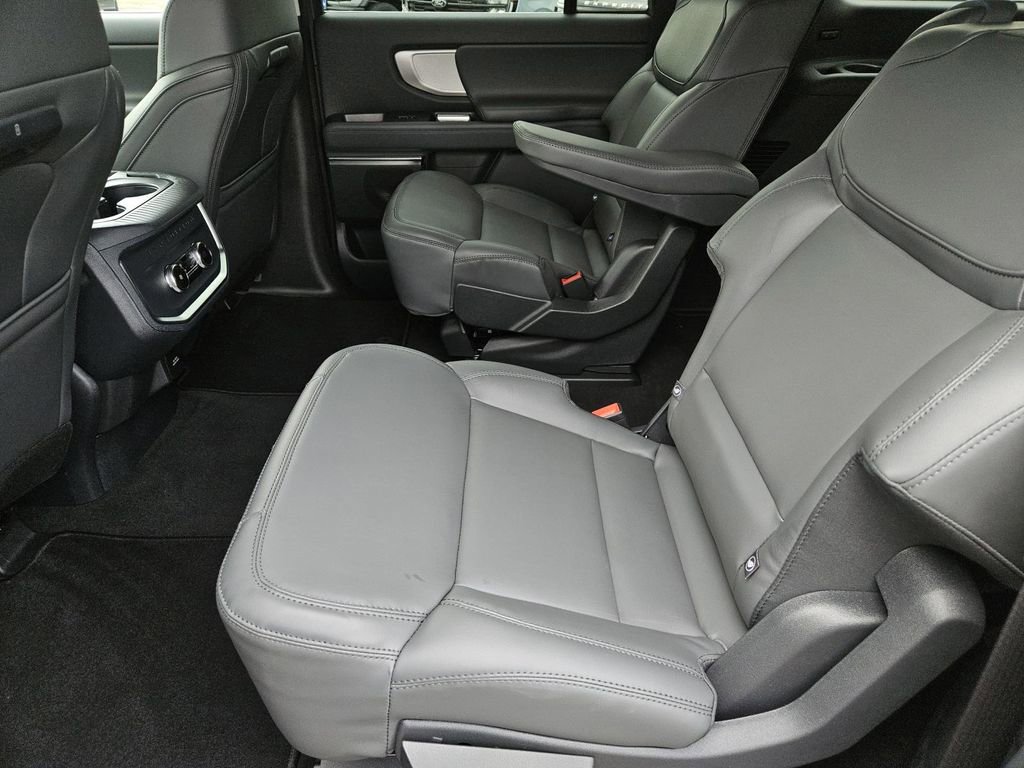 New 2026 Ford Expedition Max Active RWD image 28