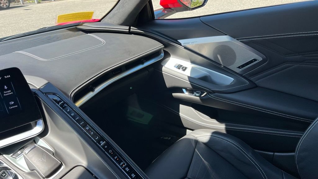 Used 2025 Chevrolet Corvette Z06 RWD image 28