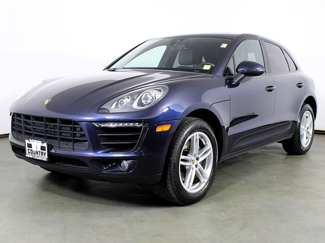 Used 2018 Porsche Macan AWD/4WD image 1