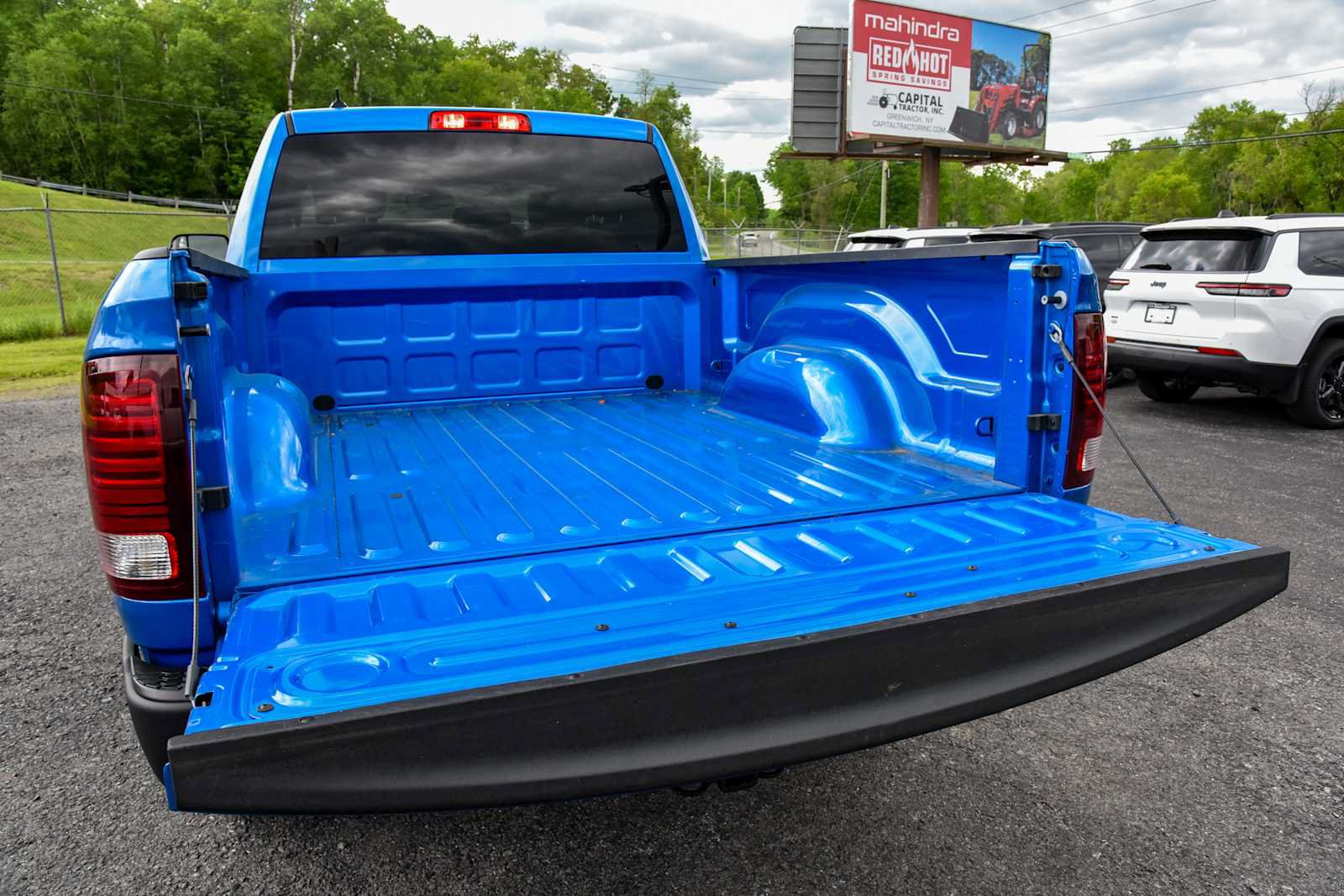 Certified 2023 RAM 1500 Classic Warlock w/ Trailer Tow Group AWD/4WD image 13