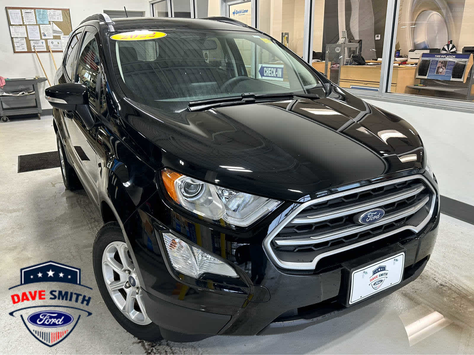 Used 2022 Ford EcoSport SE w/ SE Convenience Package image 2