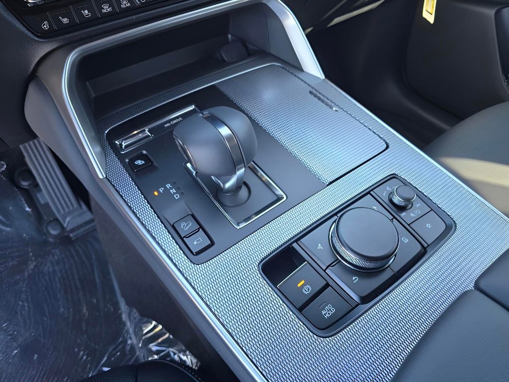 New 2025 MAZDA CX-70 Plug-In Hybrid w/ Premium Plus image 17